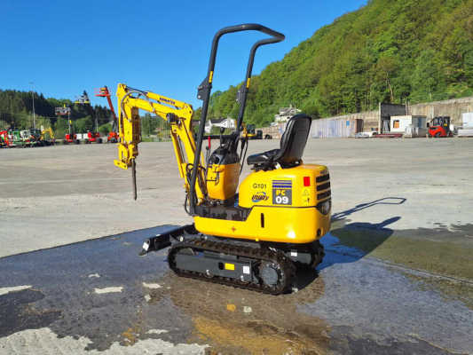 Komatsu PC09